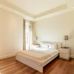 아파트 Exclusive Chiado Deluxe, Elegant & Spacious 3 Br *