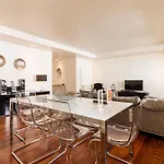 Apartment Exclusive Chiado Deluxe, Elegant & Spacious 3 Br Lisbon