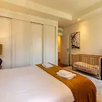 Exclusive Chiado Deluxe, Elegant & Spacious 3 Br