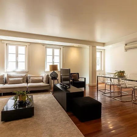 Apartment Exclusive Chiado Deluxe, Elegant & Spacious 3 Br