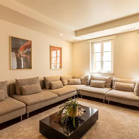 Lejlighed Exclusive Chiado Deluxe, Elegant & Spacious 3 Br