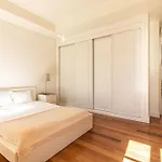 Exclusive Chiado Deluxe, Elegant & Spacious 3 Br Διαμέρισμα *
