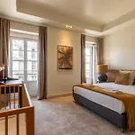 Exclusive Chiado Deluxe, Elegant & Spacious 3 Br Lägenhet
